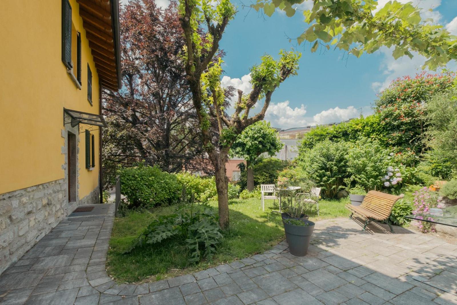Bed and Breakfast A Casa Di Maria Como Zewnętrze zdjęcie